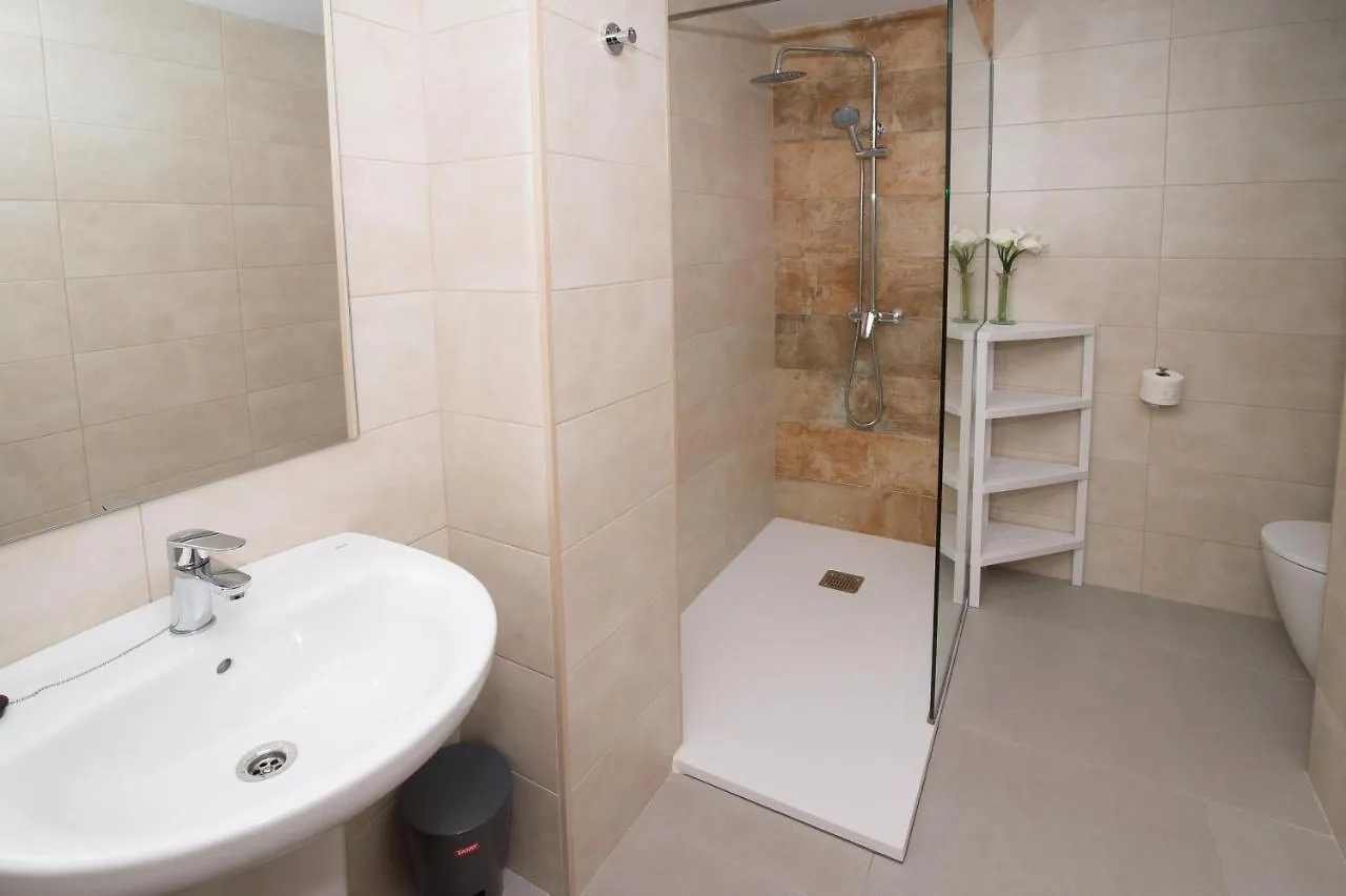 Apartamentos Mestret San Antonio  Appartement